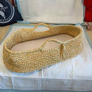 Baby Bassinet  14 x 30